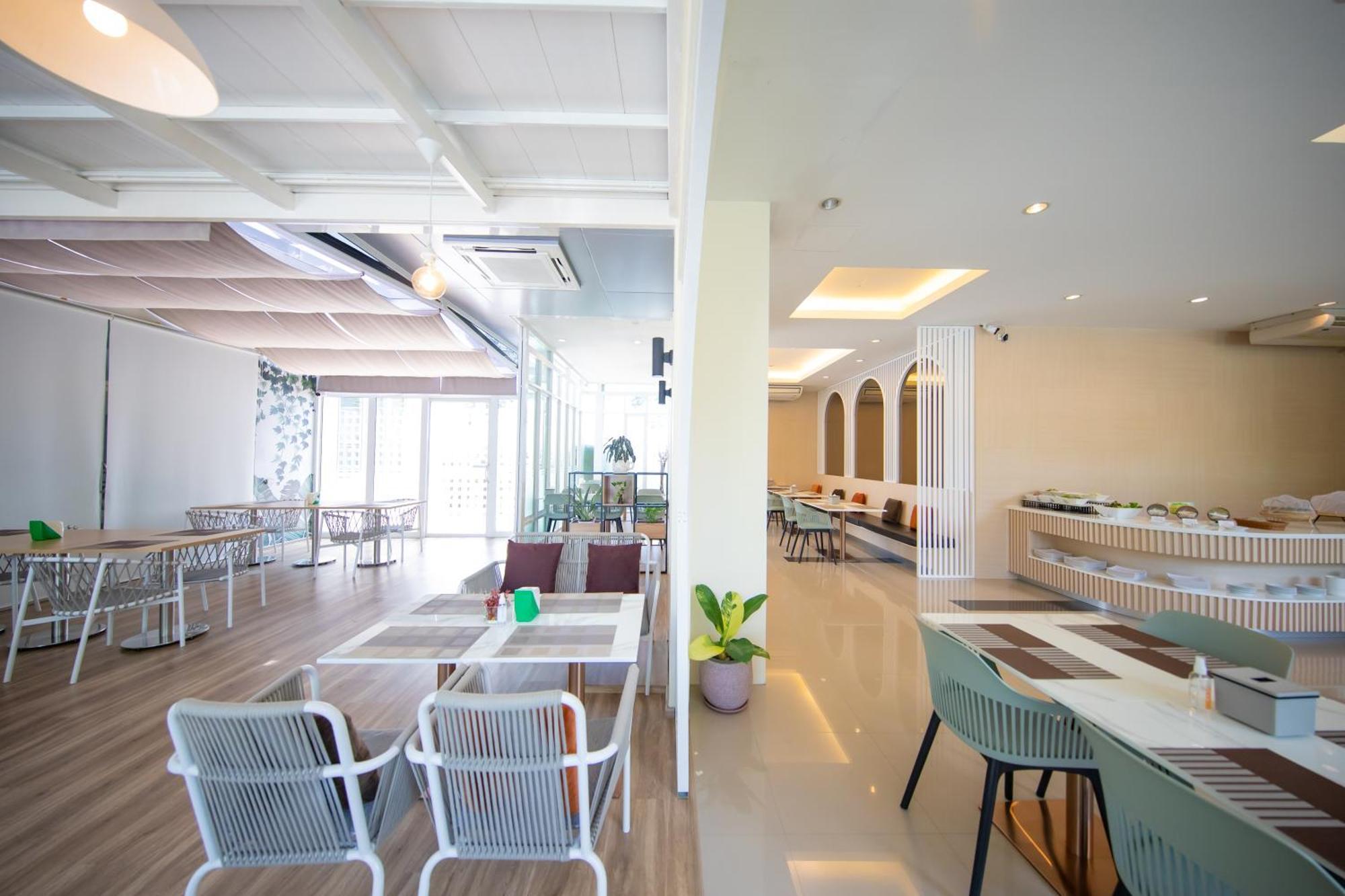 Phavina Hotel Rayong Sha Extra Plus Extérieur photo