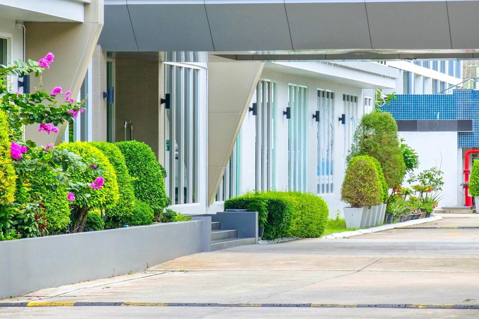 Phavina Hotel Rayong Sha Extra Plus Extérieur photo
